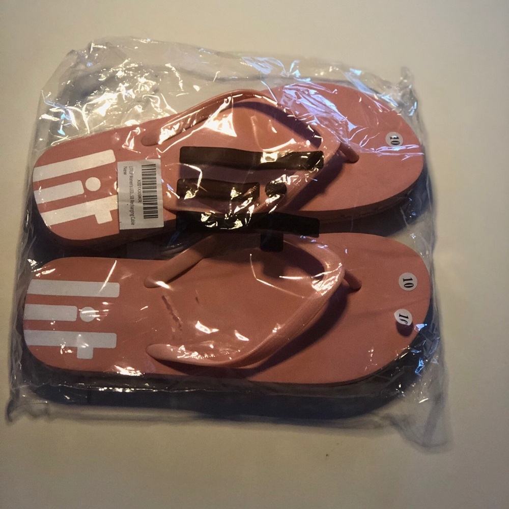 • light up changing color flip flops •